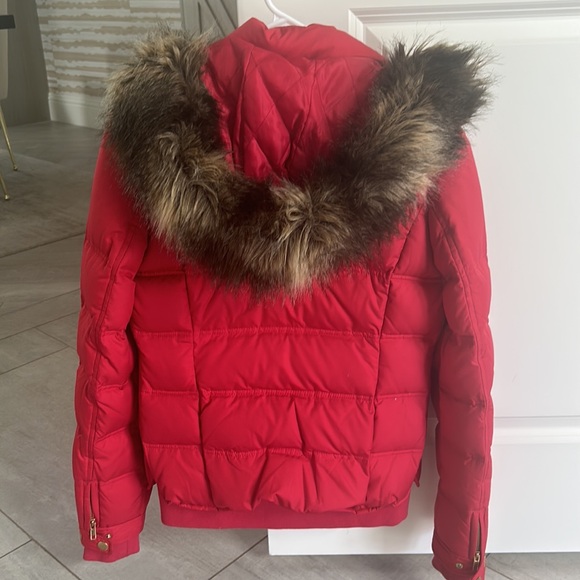 Gently worn Juicy Couture puffer jacket - Picture 2 of 6